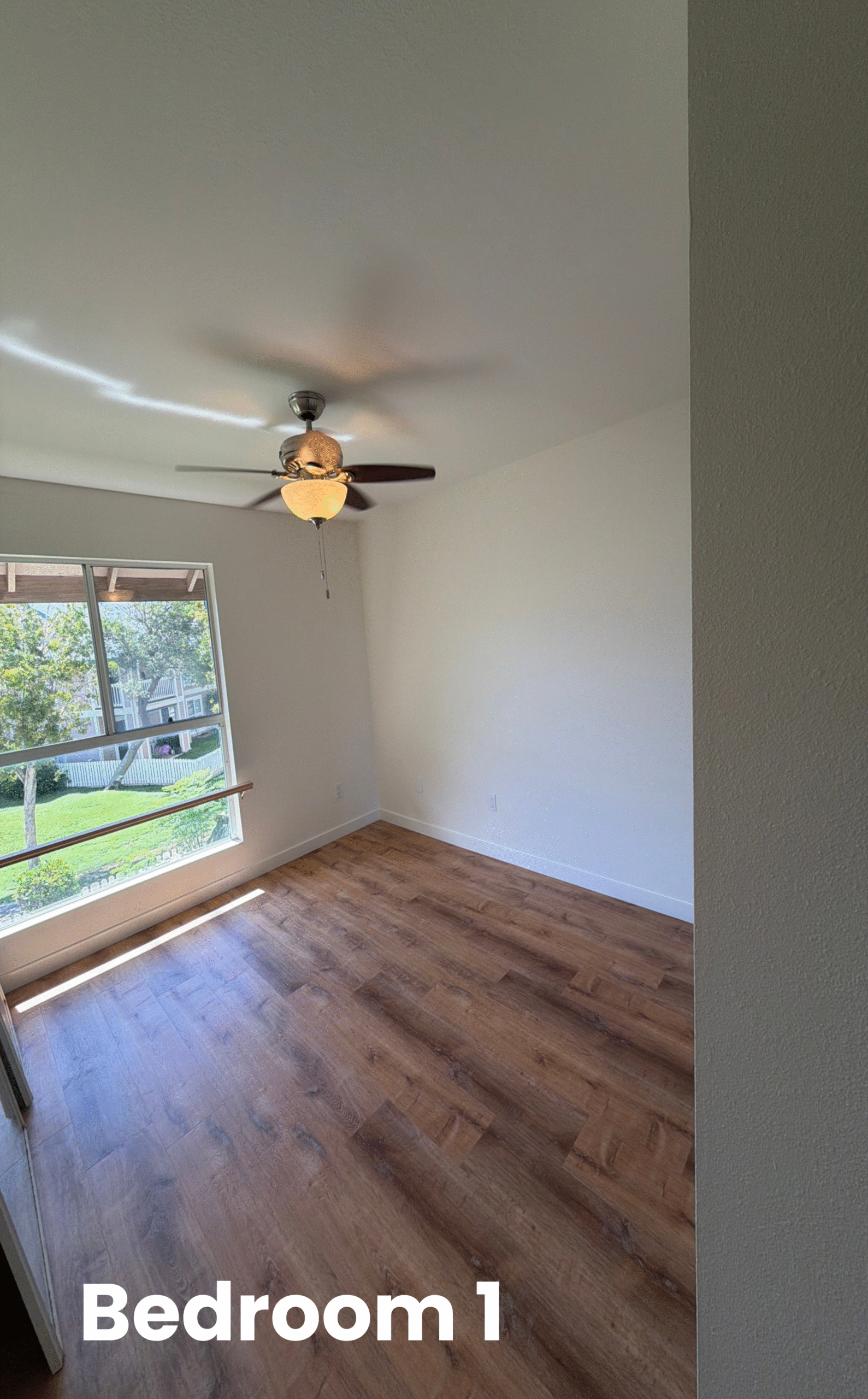 Bedroom 1 (2)